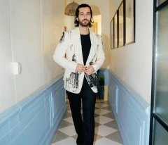 Aditya Seal Celebrity Collection – Hand Painted Ivory Architectural Art Blazer